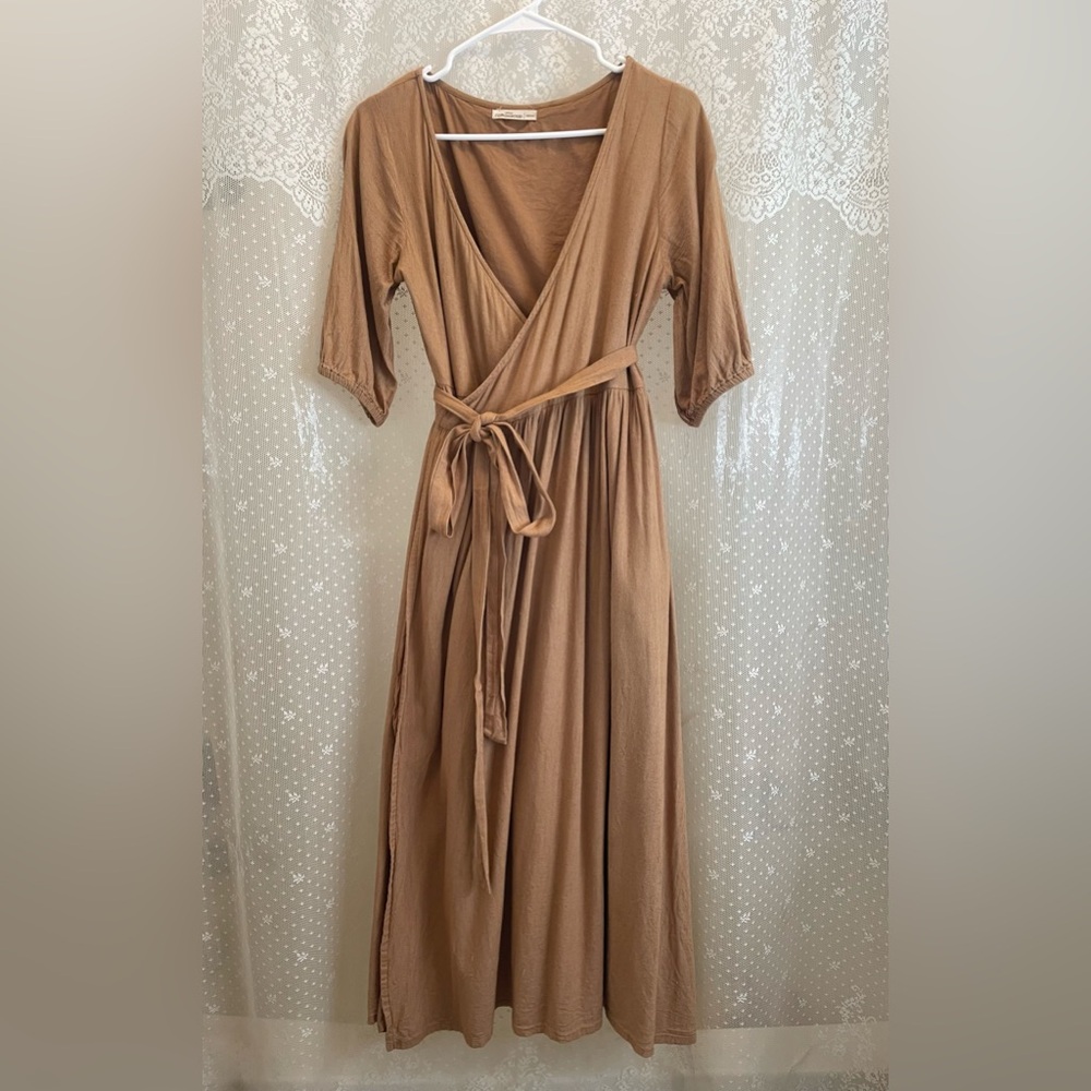 Little cottonwood tan honey brown color Astrid wrap dress size medium